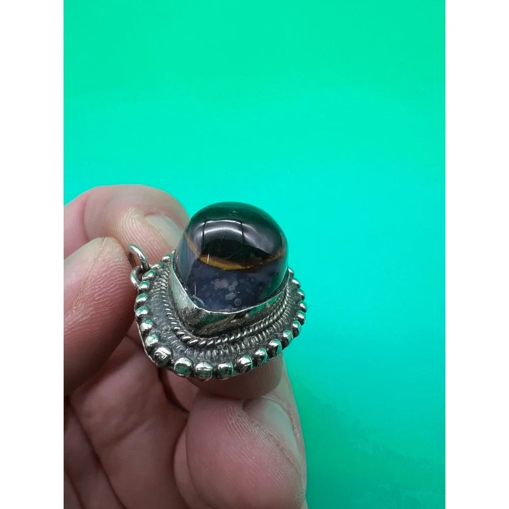 Vintage Natural Black‎ Stone Pendant Jewelry
